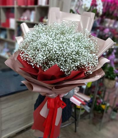Букет цветов из: Гипсофила в Курорт-Дарасун