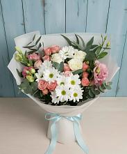 Букет цветов из:  Розы, Лизиантусы и Хризантемы в Курорт-Дарасун
