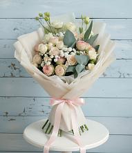 Букет цветов из:  Розы и Лизиантусы #REPLACE_PRED# Курорт-Дарасун