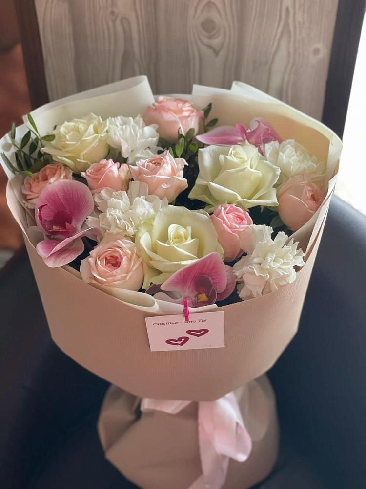 Букет цветов из: Орхидеи, Розы и Гвоздики в Курорт-Дарасун