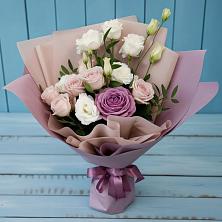 Букет цветов из:  Розы и Лизиантусы в Курорт-Дарасун