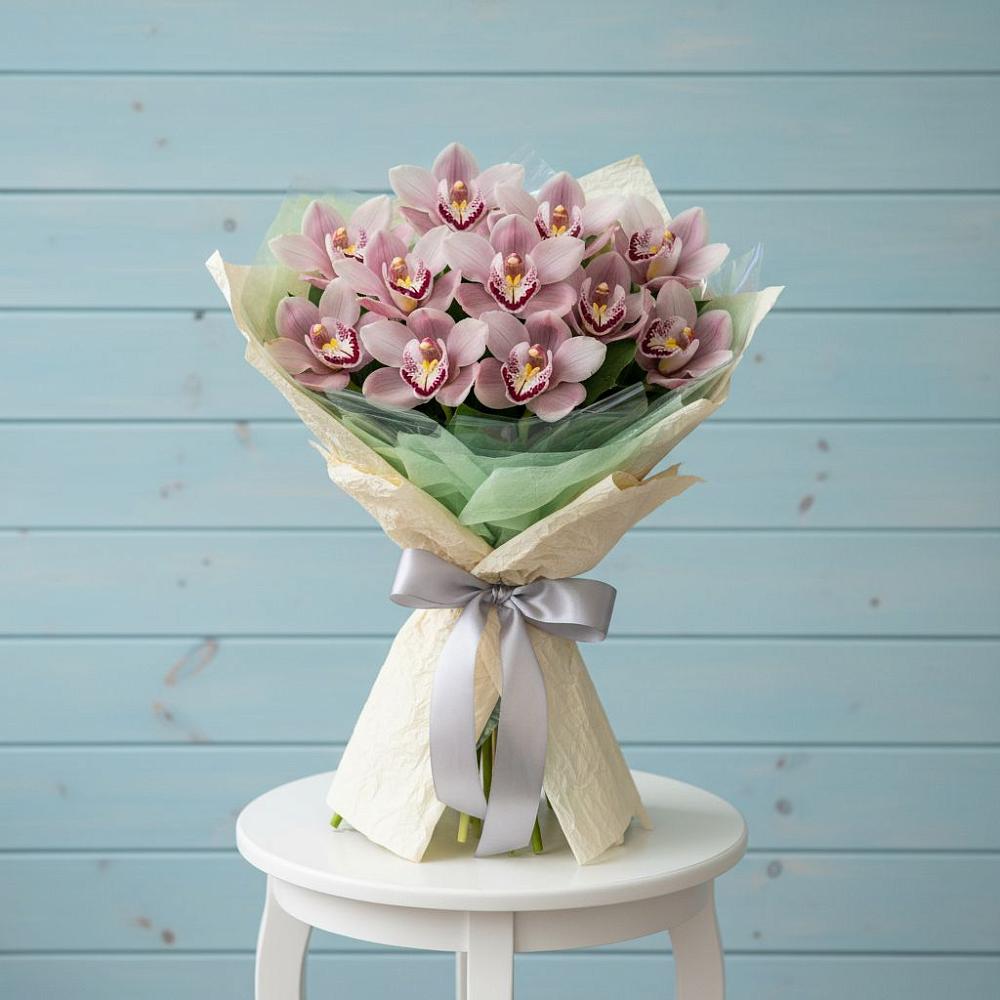 Букет цветов из: Орхидеи и Розы в Курорт-Дарасун