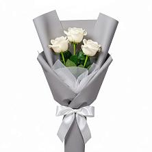 Букет 3 белые розы в Курорт-Дарасун