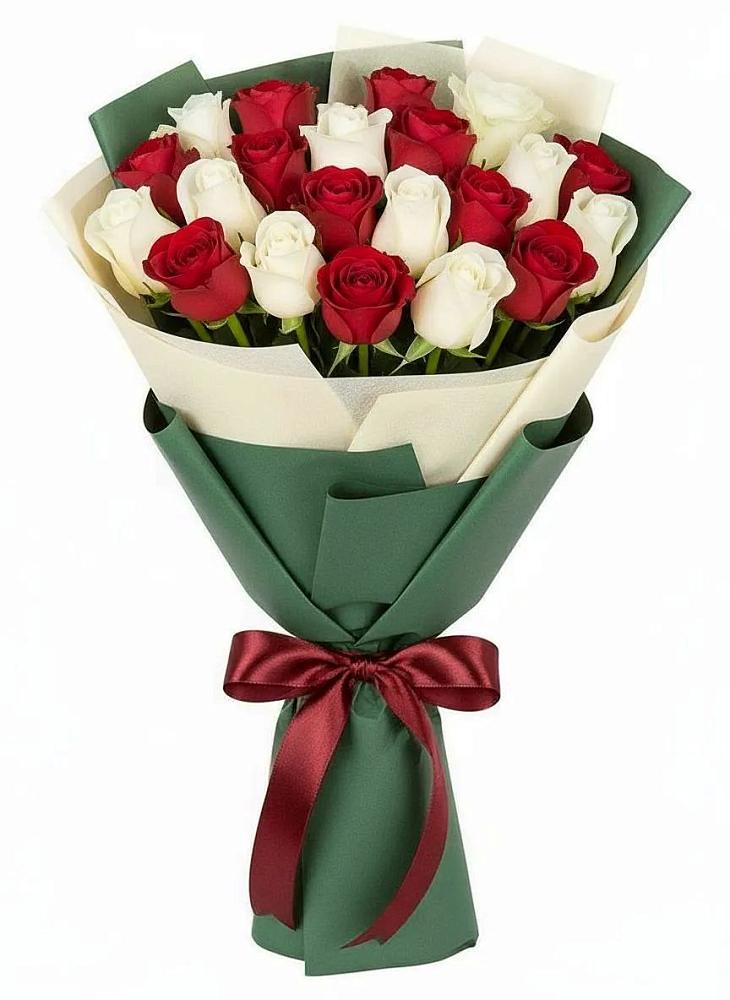 Букет Микс из красных и белых роз в Курорт-Дарасун