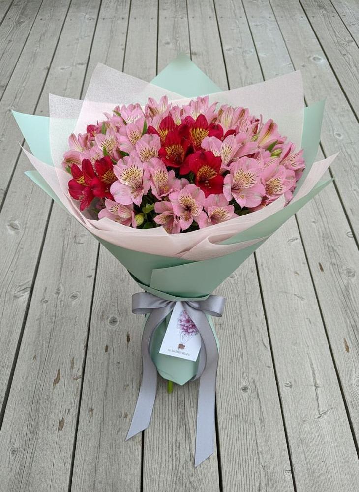 Букет цветов из: Альстромерии в Курорт-Дарасун