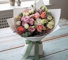 Букет цветов из:  Розы, Лизиантусы и Гвоздики #REPLACE_PRED# Курорт-Дарасун