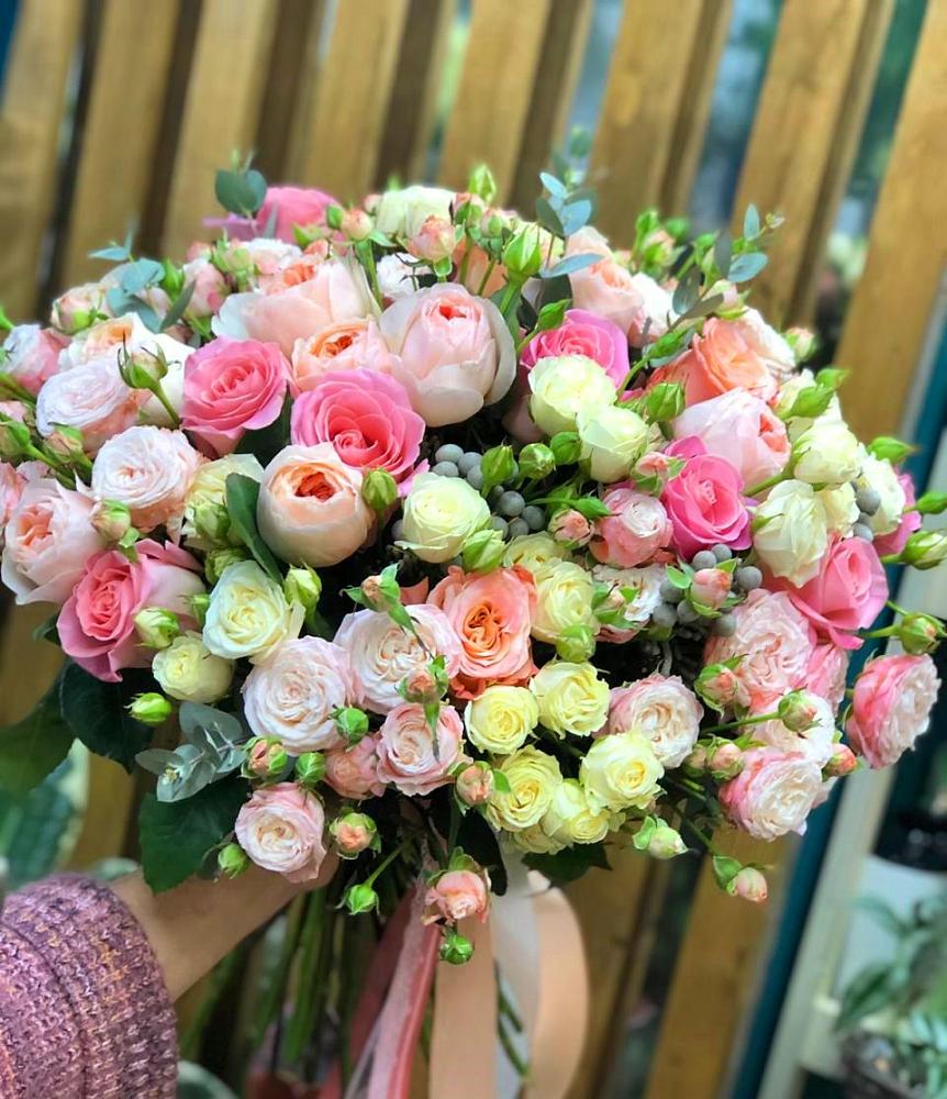 Букет цветов из: Розы в Курорт-Дарасун