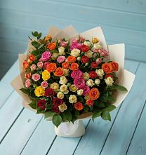 Букет Микс из разноцветных кустовых роз в Курорт-Дарасун