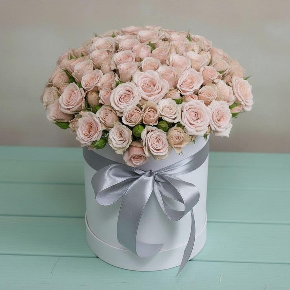 Цветочная композиция из Розы в шляпной коробке в Курорт-Дарасун